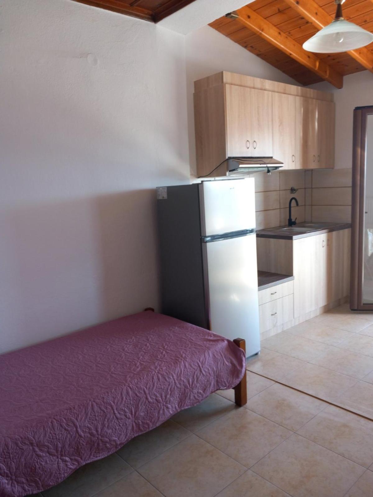 Katerinas Apartmens Skiathos Town Exterior foto
