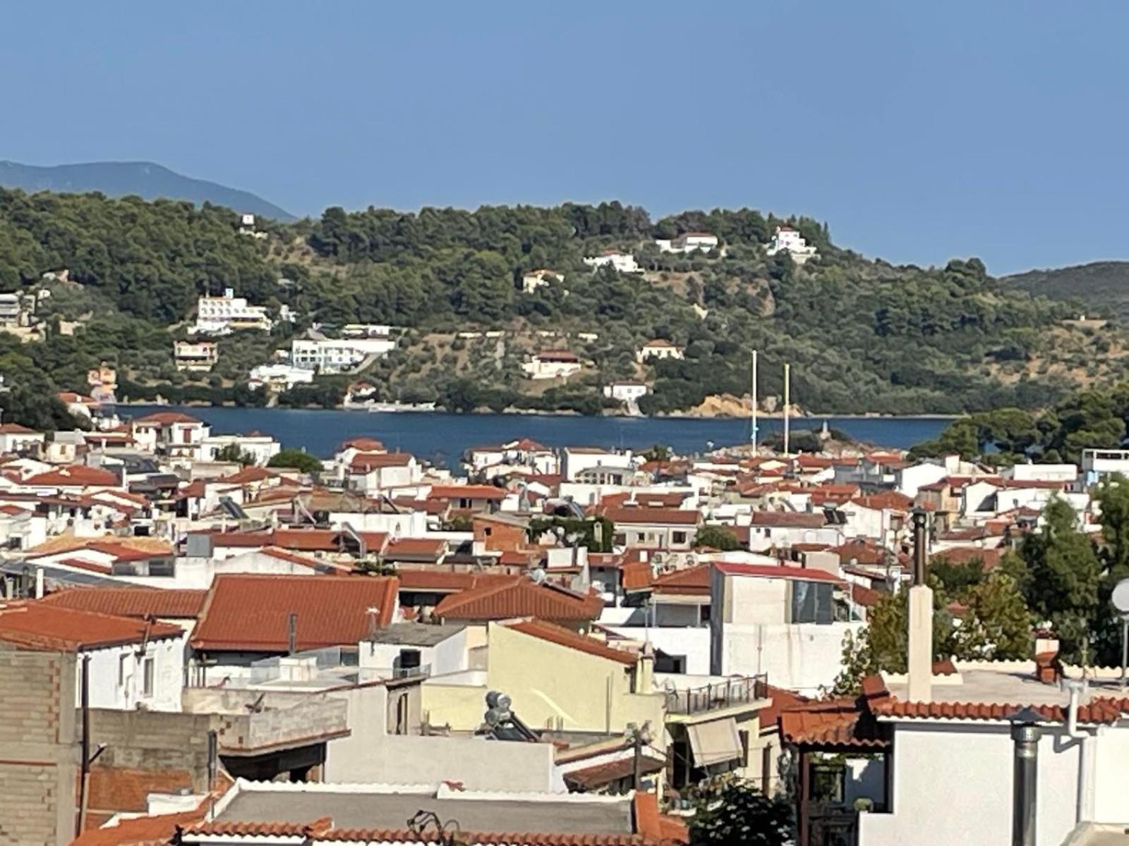 Katerinas Apartmens Skiathos Town Exterior foto